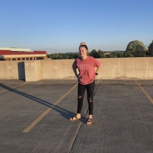 Meet your Posher, Jenna